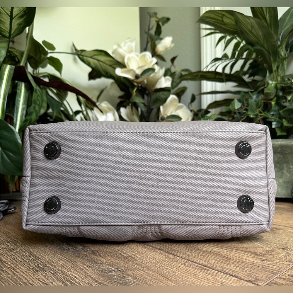 Lug Metallic Pearl VL Alto Matte Luxe RFID Crossbody Tote Bag - Earth Tone Bag - Picture 8 of 9